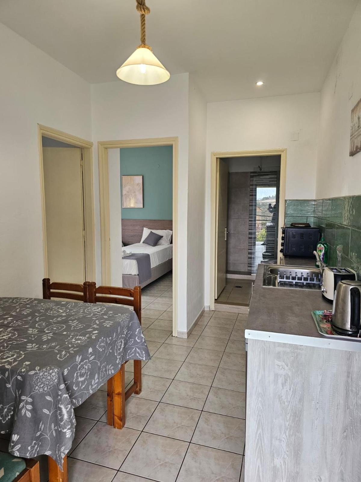 Appartement Gardelis Gardens à Benitses  Chambre photo